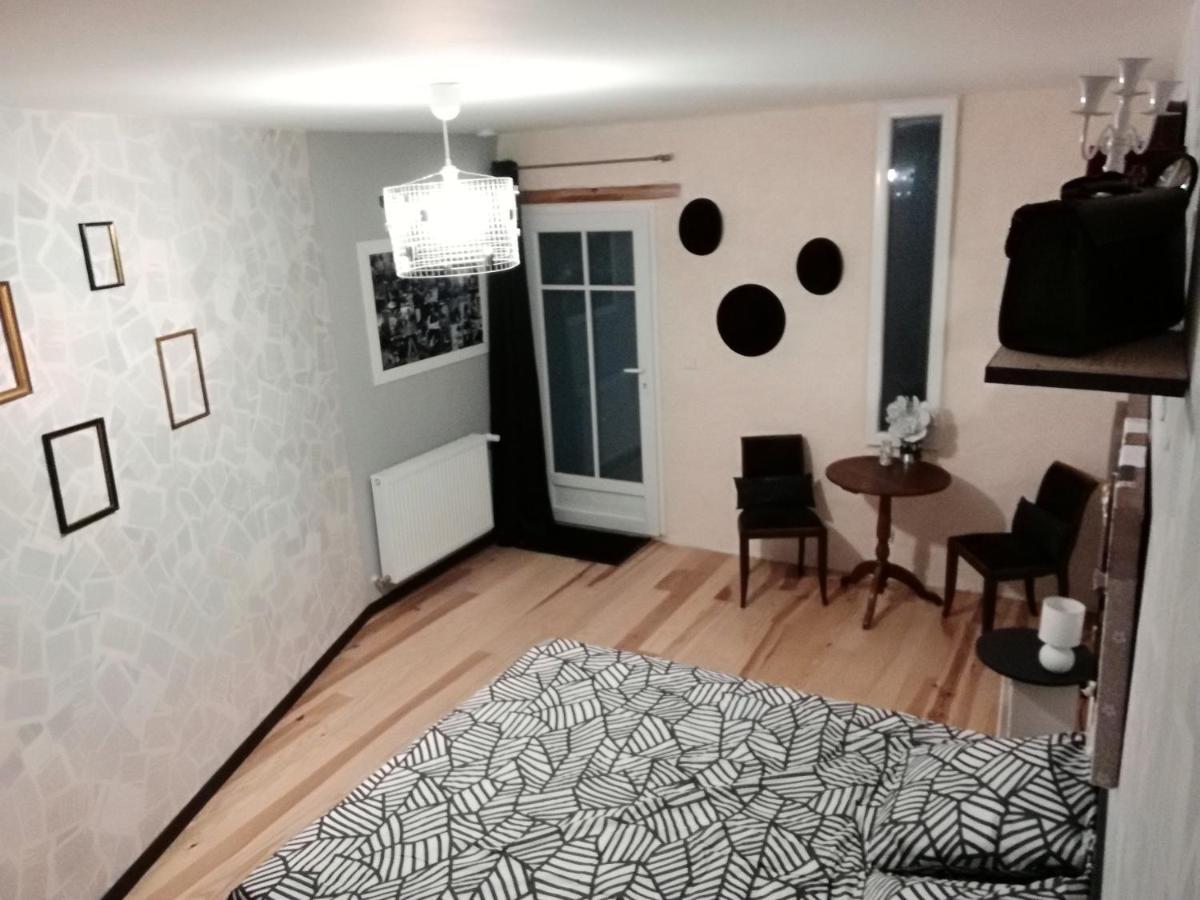 Un Nid Pour La Nuit, Chambres D'Hotes Saint-Géry Zewnętrze zdjęcie